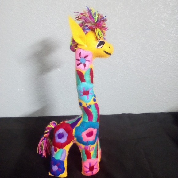 Colorful Plush Giraffe Toy ( Box ED ) - Picture 3 of 4